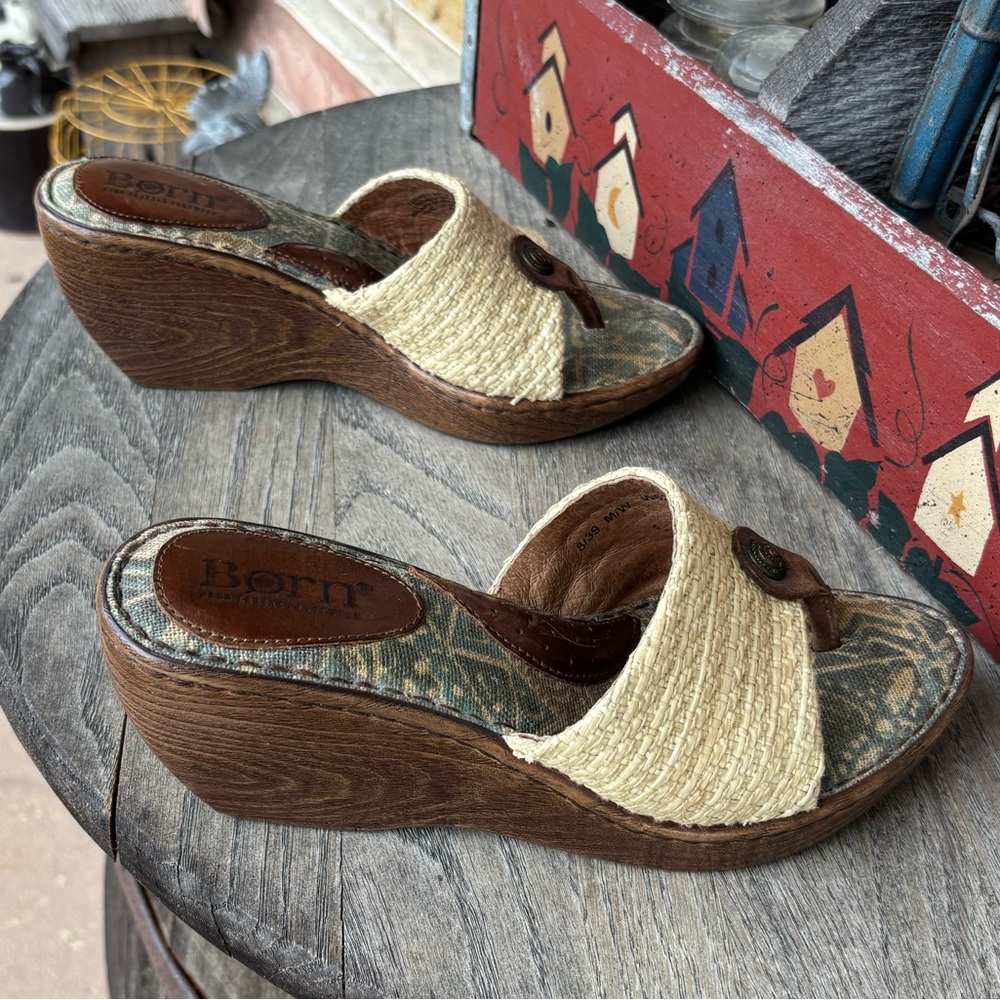 Born Women's Sz 8 "Miko" Cream Woven Rafia and Brown Leather Wedge Sandals Heels - Picture 6 of 9